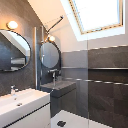 Le Passage Des Cinq - 5 Min Du Tram 15 Min Strasbourg Centre Apartment Eckbolsheim Exterior photo